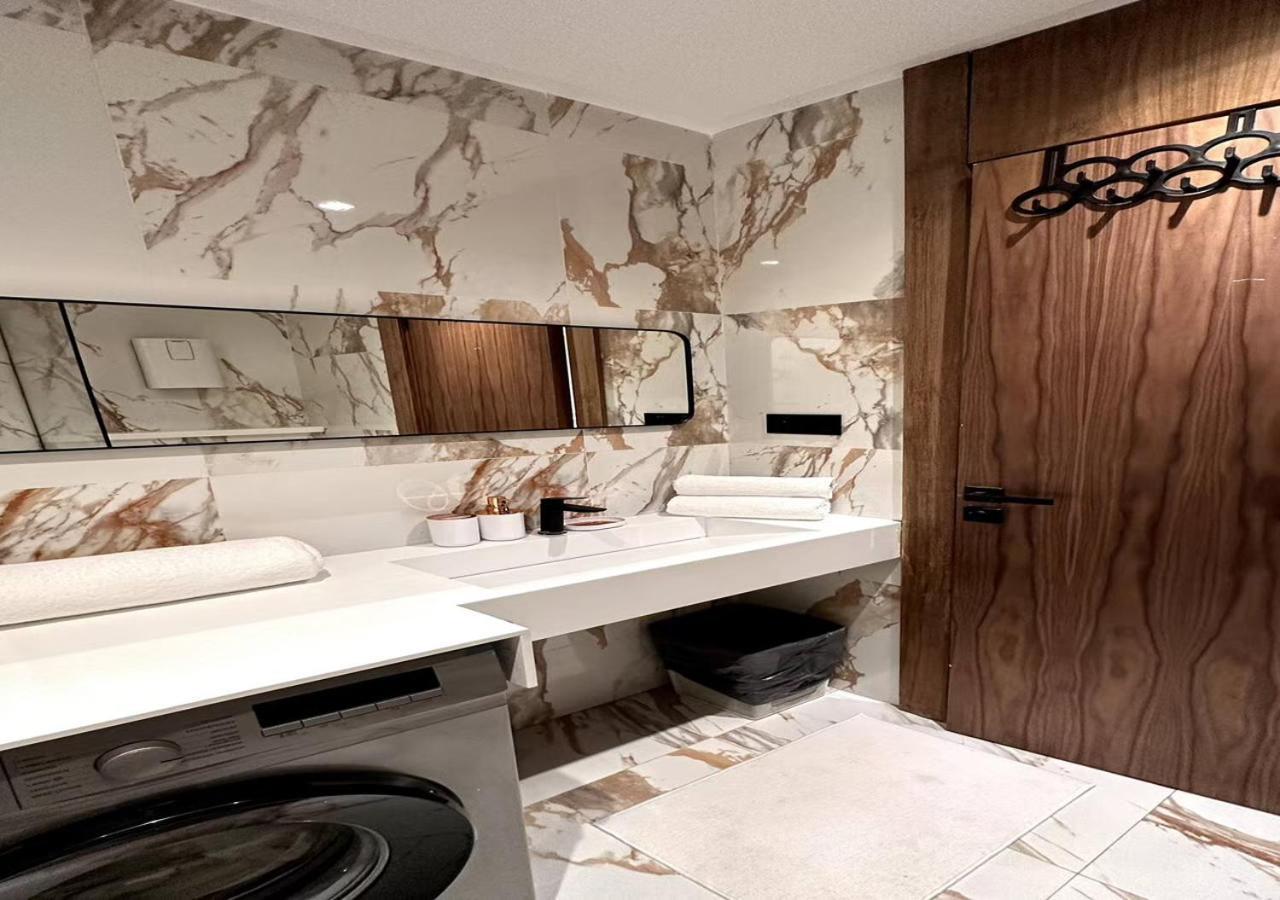 Luxe Avec Vue Sur Twin Center - Quartier Des Palmiers, Appartement Casablanca