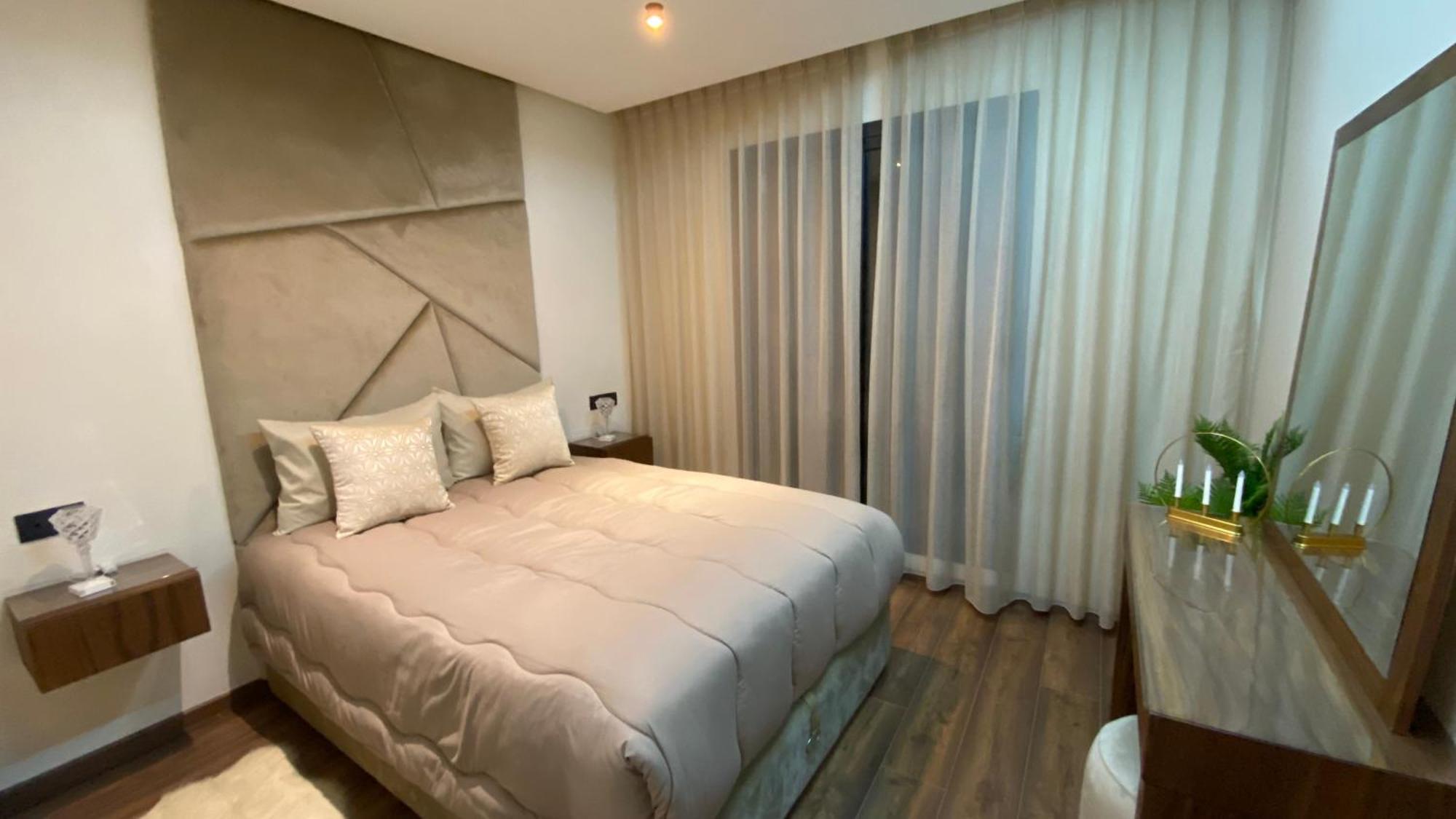 Luxe Avec Vue Sur Twin Center - Quartier Des Palmiers, *